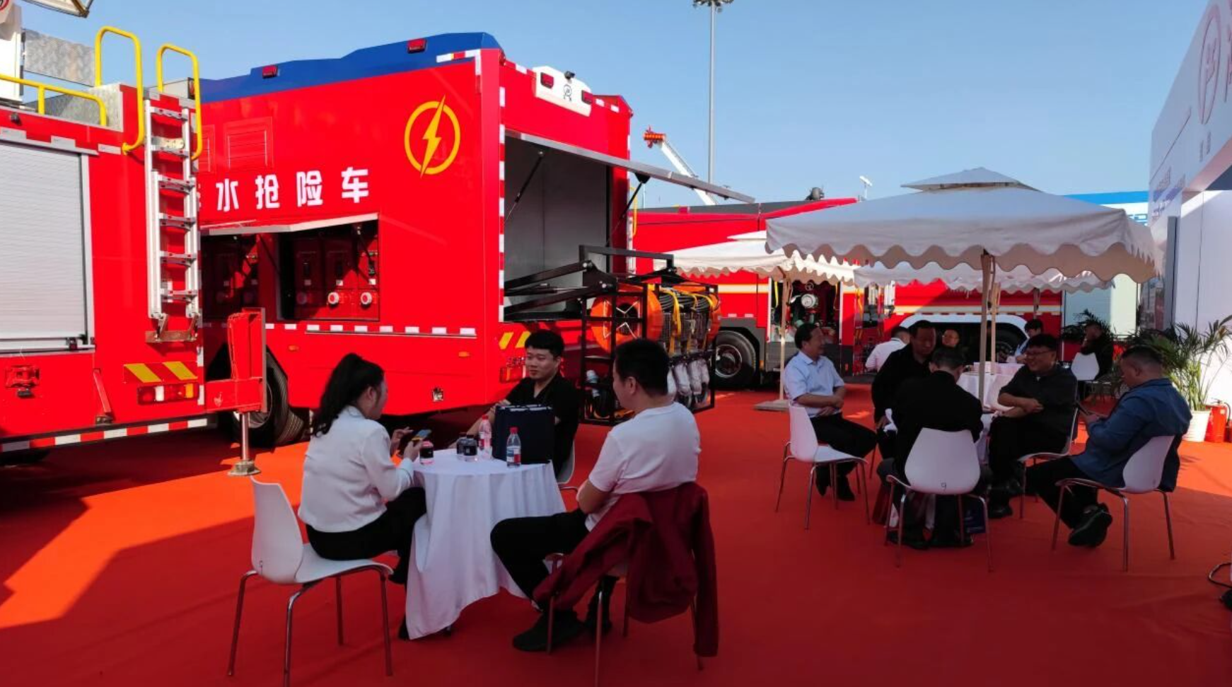Meeting area at the Jiangte booth