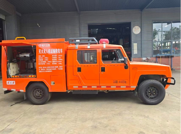 Fire-fighting UAV transport rescue vehicle, exterior view